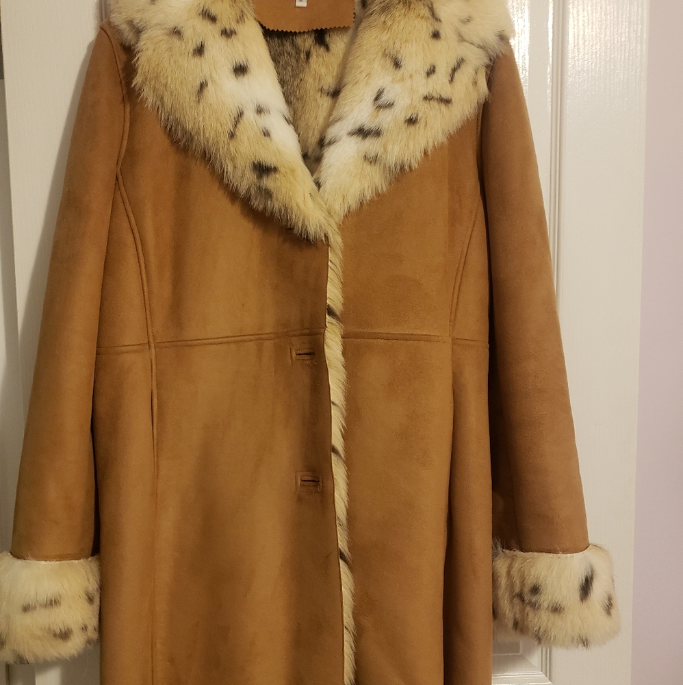 Larry Levine Women Jacket